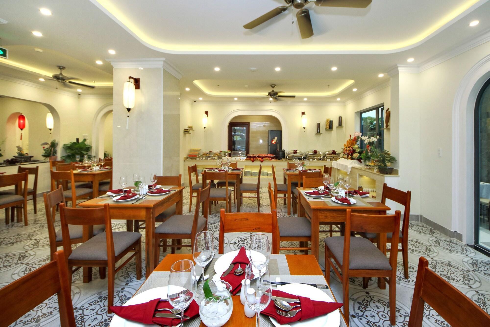 Uptown Hoi An Hotel & Spa Экстерьер фото